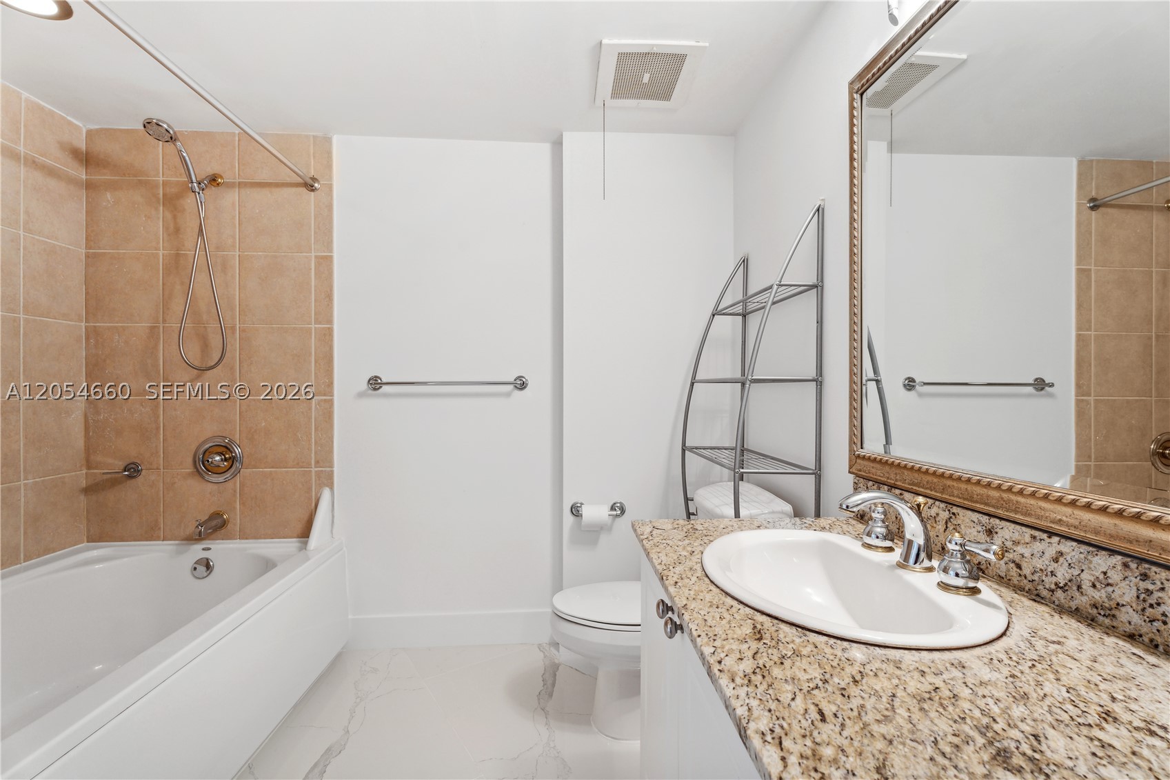 19501 W COUNTRY CLUB DR #2506, Aventura FL 33180