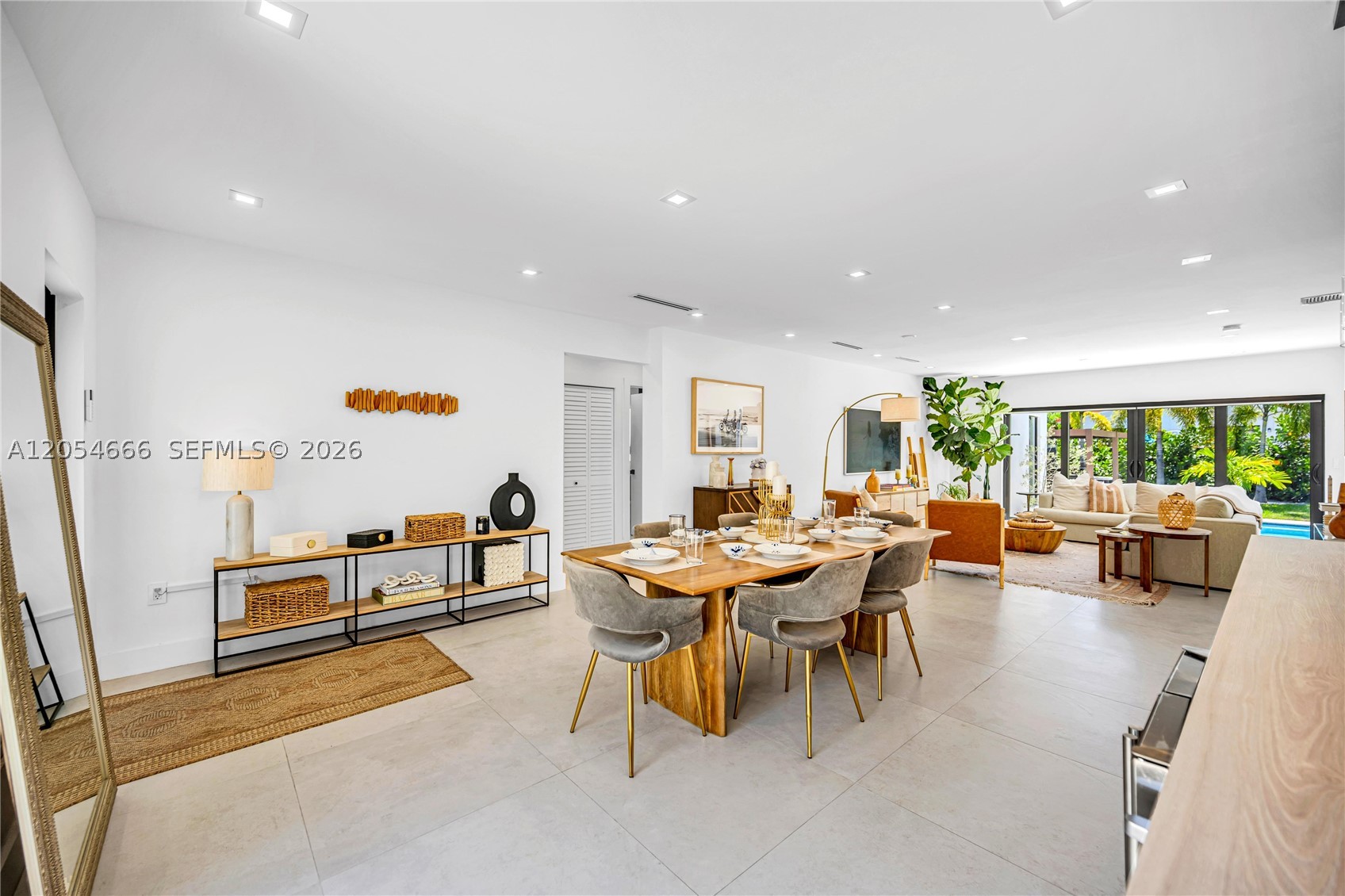 530 SW 18th Ter, Miami FL 33129
