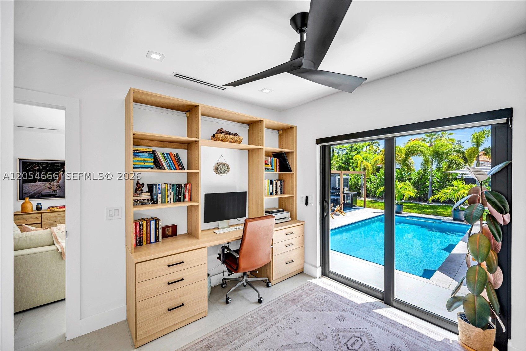 530 SW 18th Ter, Miami FL 33129