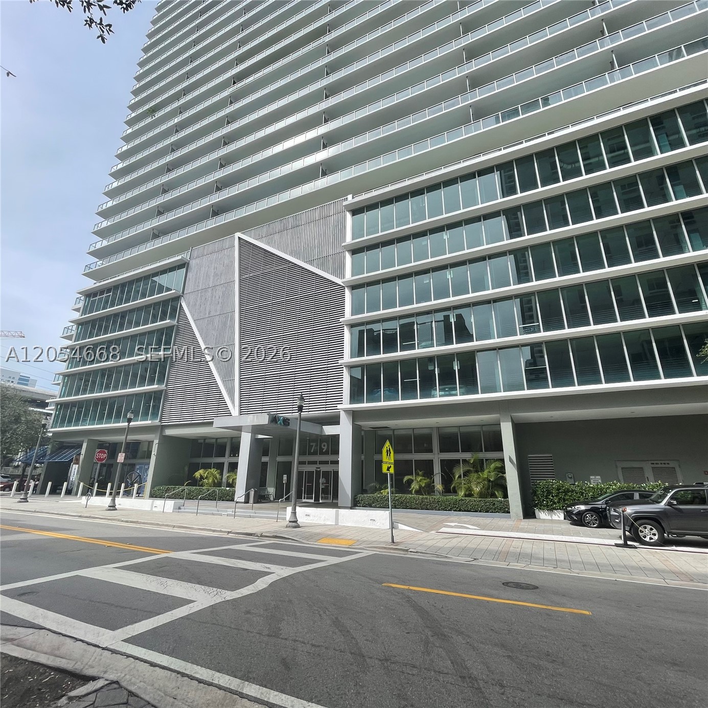 79 SW 12 ST #3011-S, Miami FL 33130