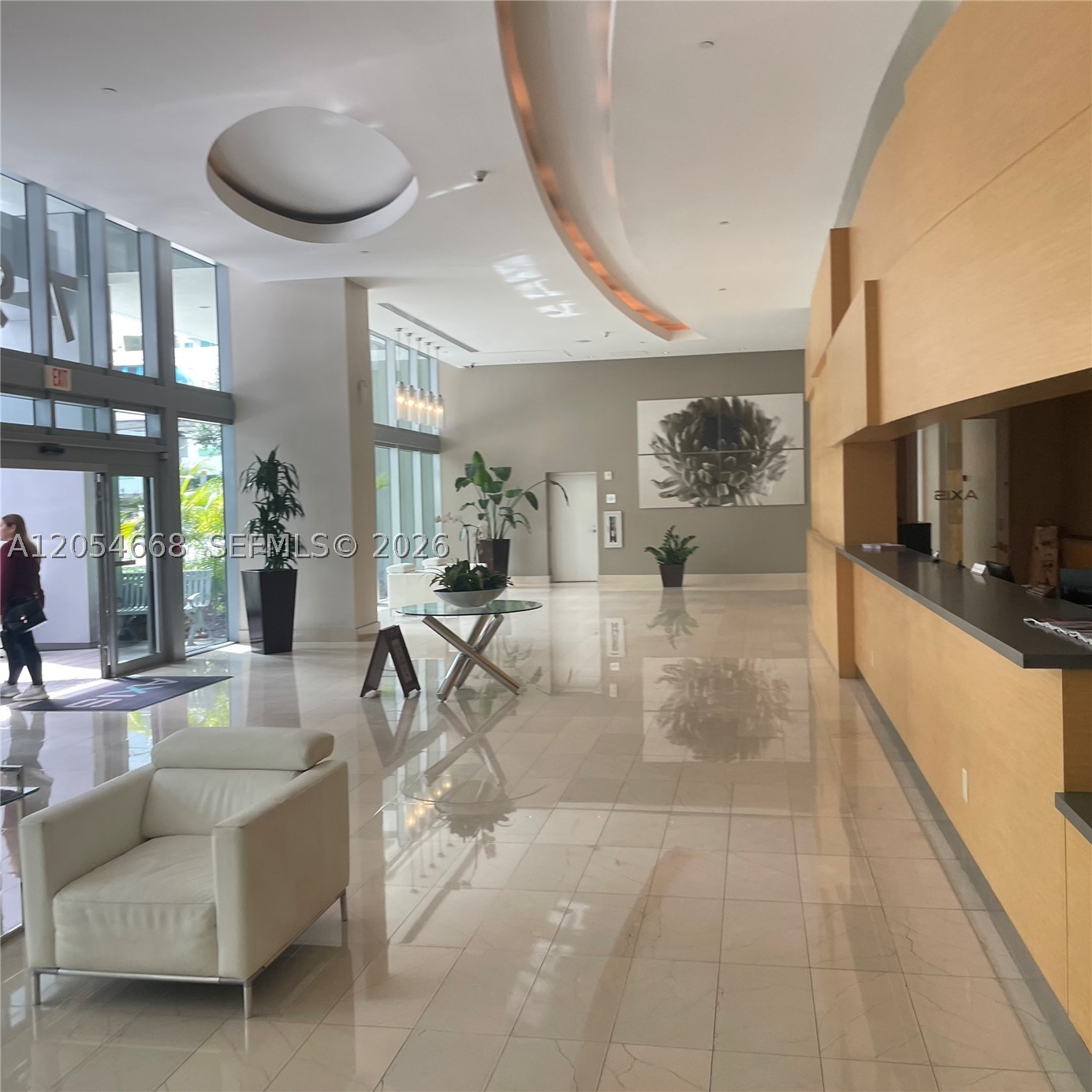 79 SW 12 ST #3011-S, Miami FL 33130