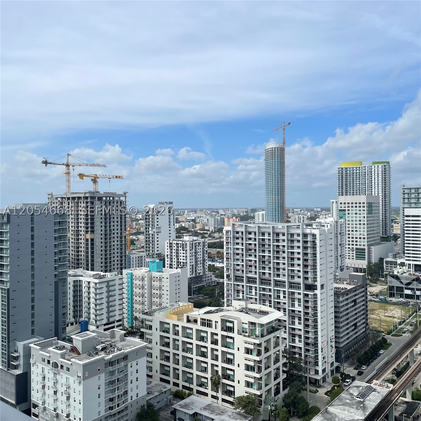 79 SW 12 ST #3011-S, Miami FL 33130