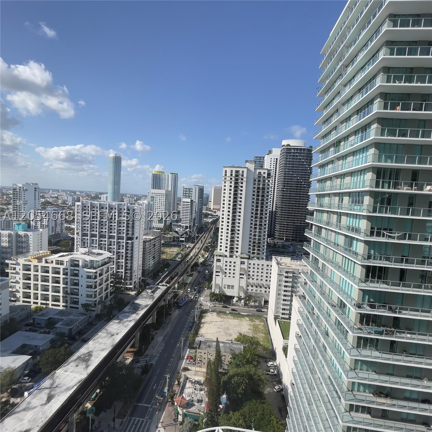 79 SW 12 ST #3011-S, Miami FL 33130