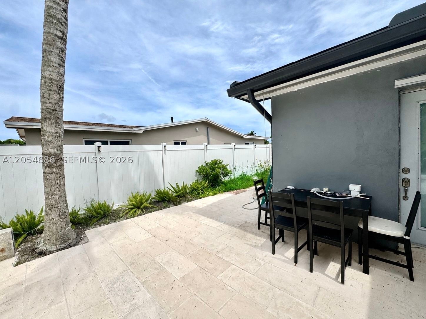 8641 NW 19th St, Pembroke Pines FL 33024