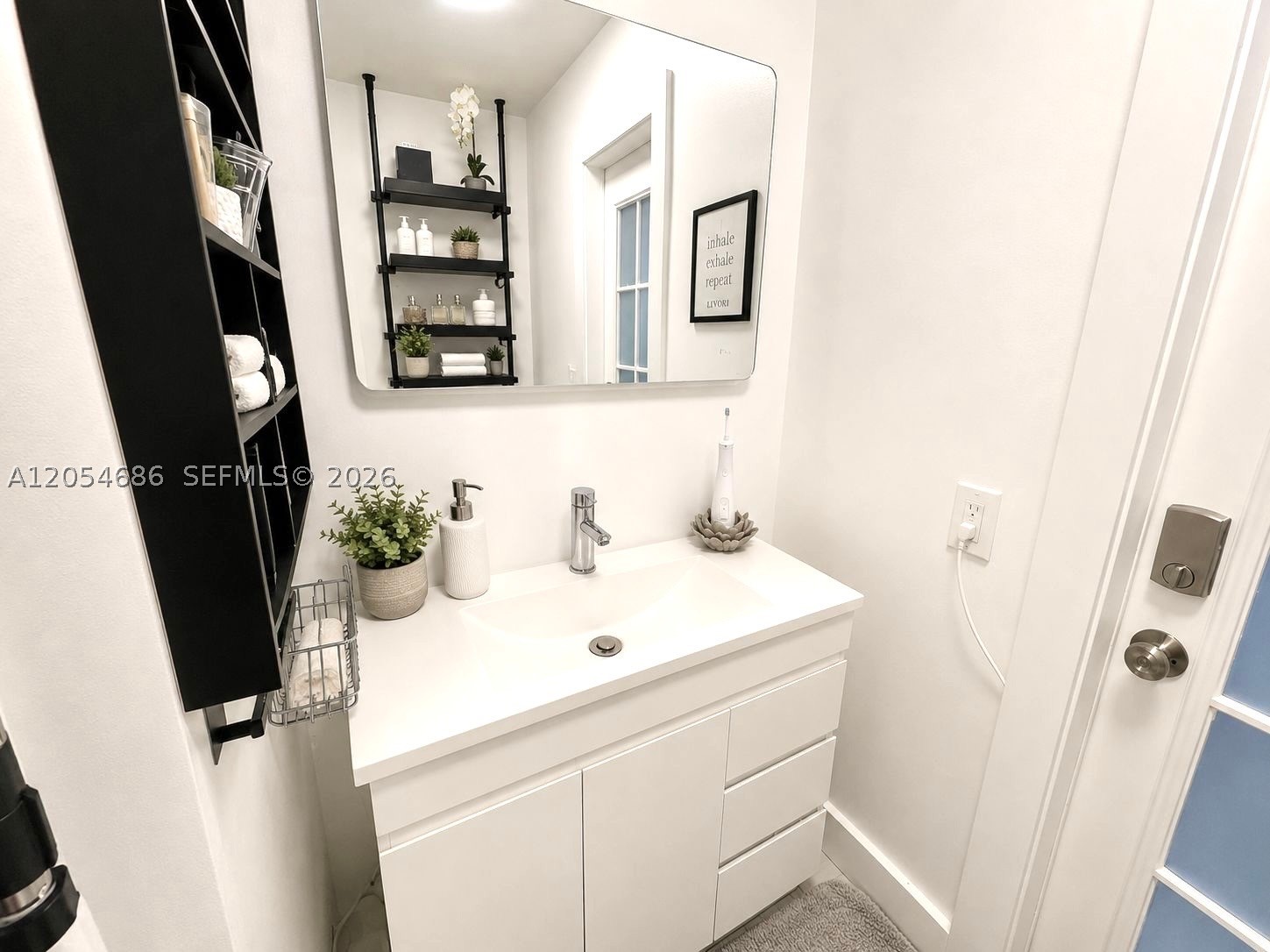 8641 NW 19th St, Pembroke Pines FL 33024