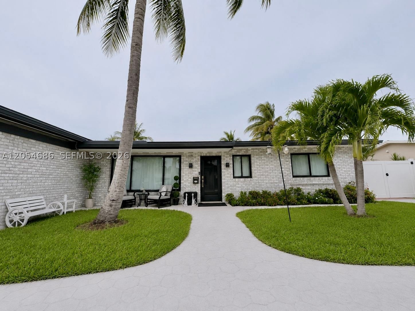 8641 NW 19th St, Pembroke Pines FL 33024