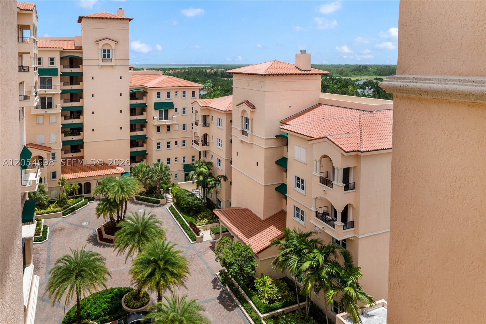 13633 Deering Bay Dr #PH285, Coral Gables FL 33158