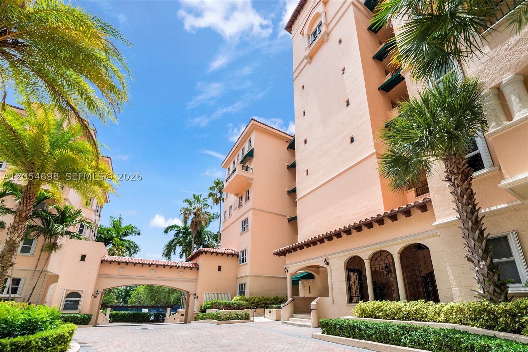 13633 Deering Bay Dr #PH285, Coral Gables FL 33158