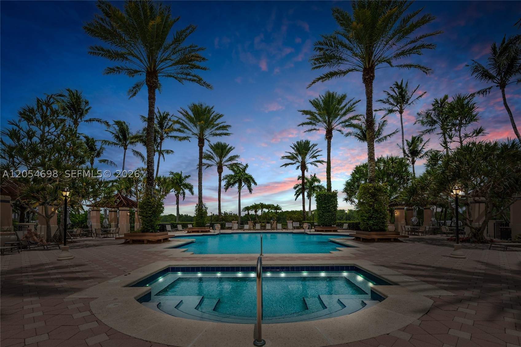 13633 Deering Bay Dr #PH285, Coral Gables FL 33158