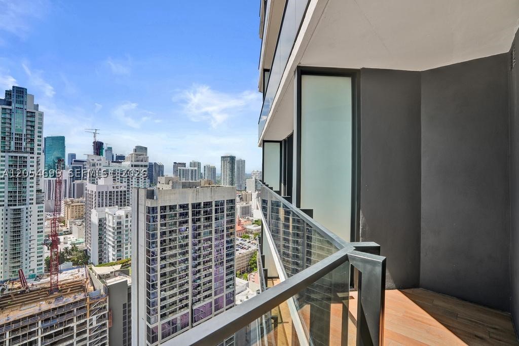 398 NE 5th St #3013, Miami FL 33132