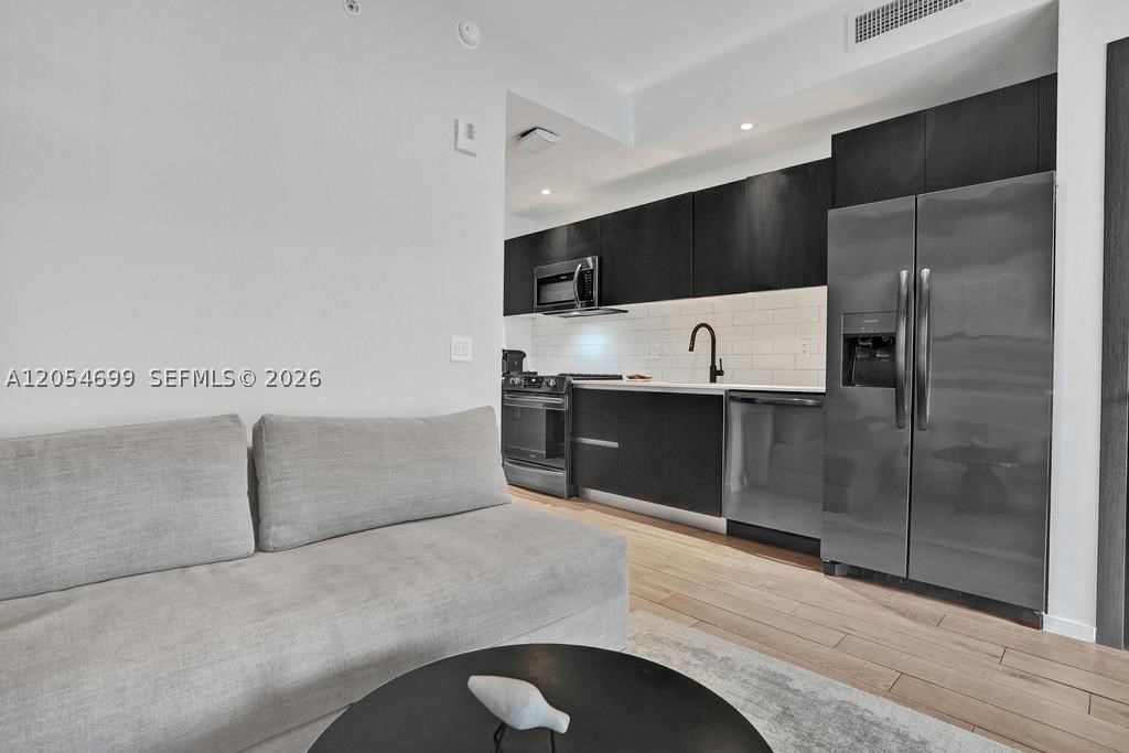 398 NE 5th St #3013, Miami FL 33132