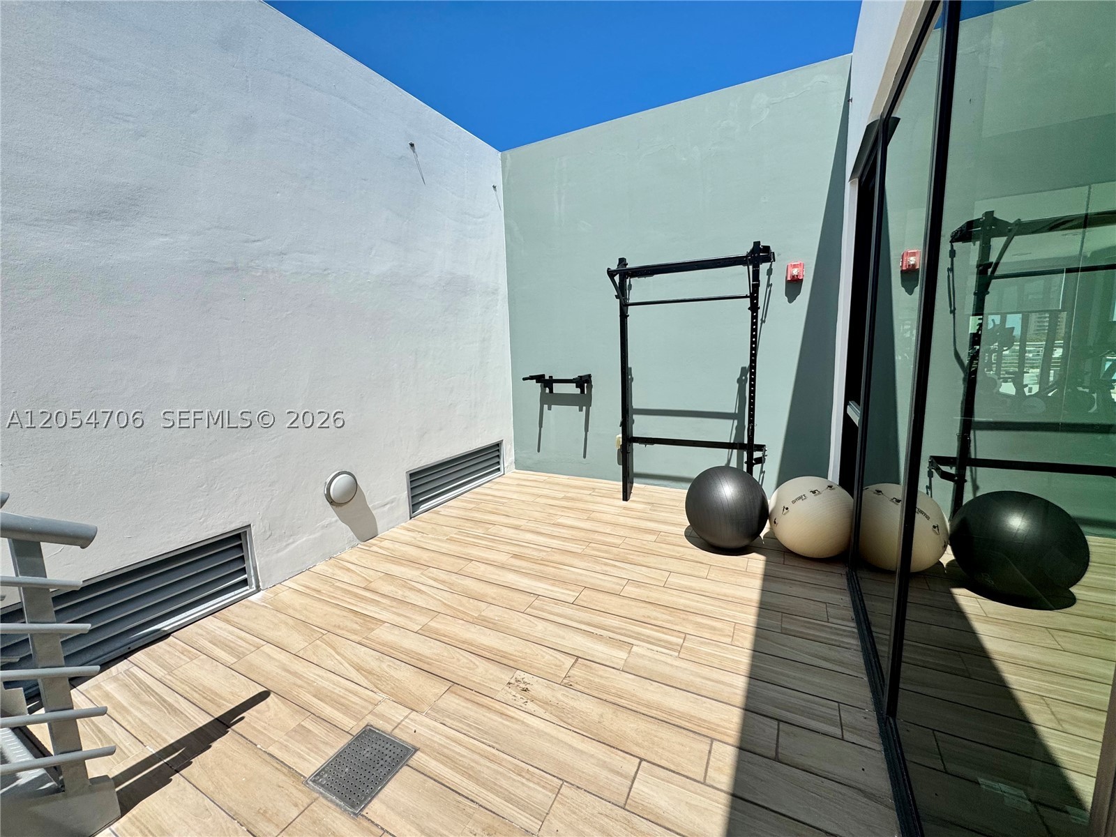 101 Sunrise Dr #A-201, Key Biscayne FL 33149