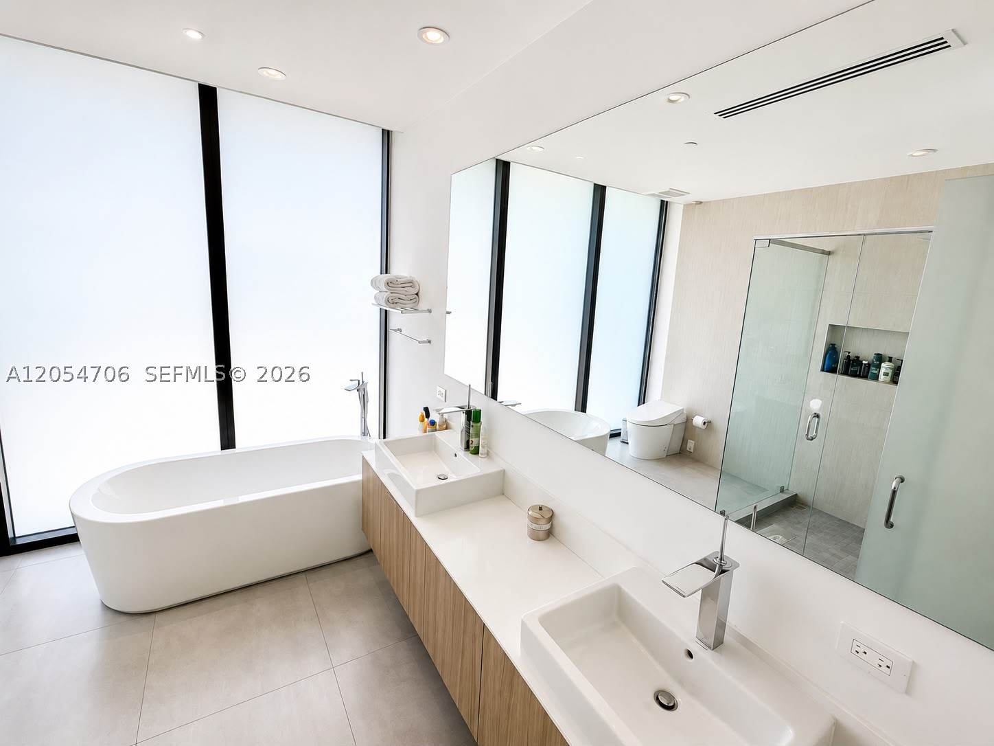 101 Sunrise Dr #A-201, Key Biscayne FL 33149