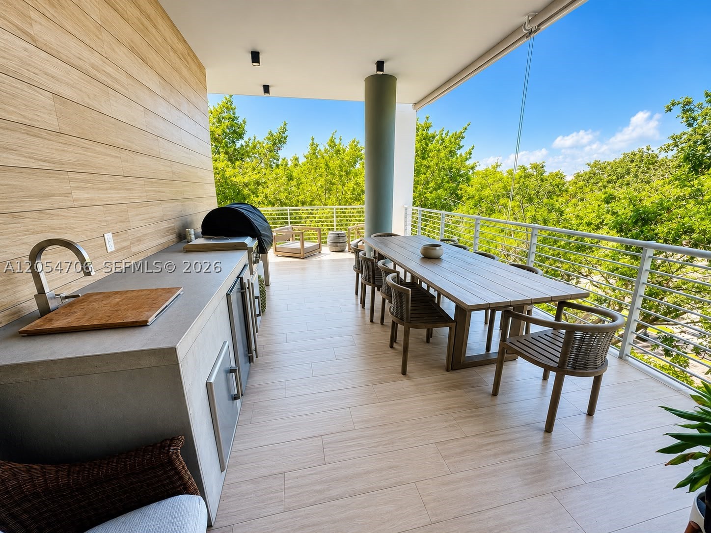 101 Sunrise Dr #A-201, Key Biscayne FL 33149