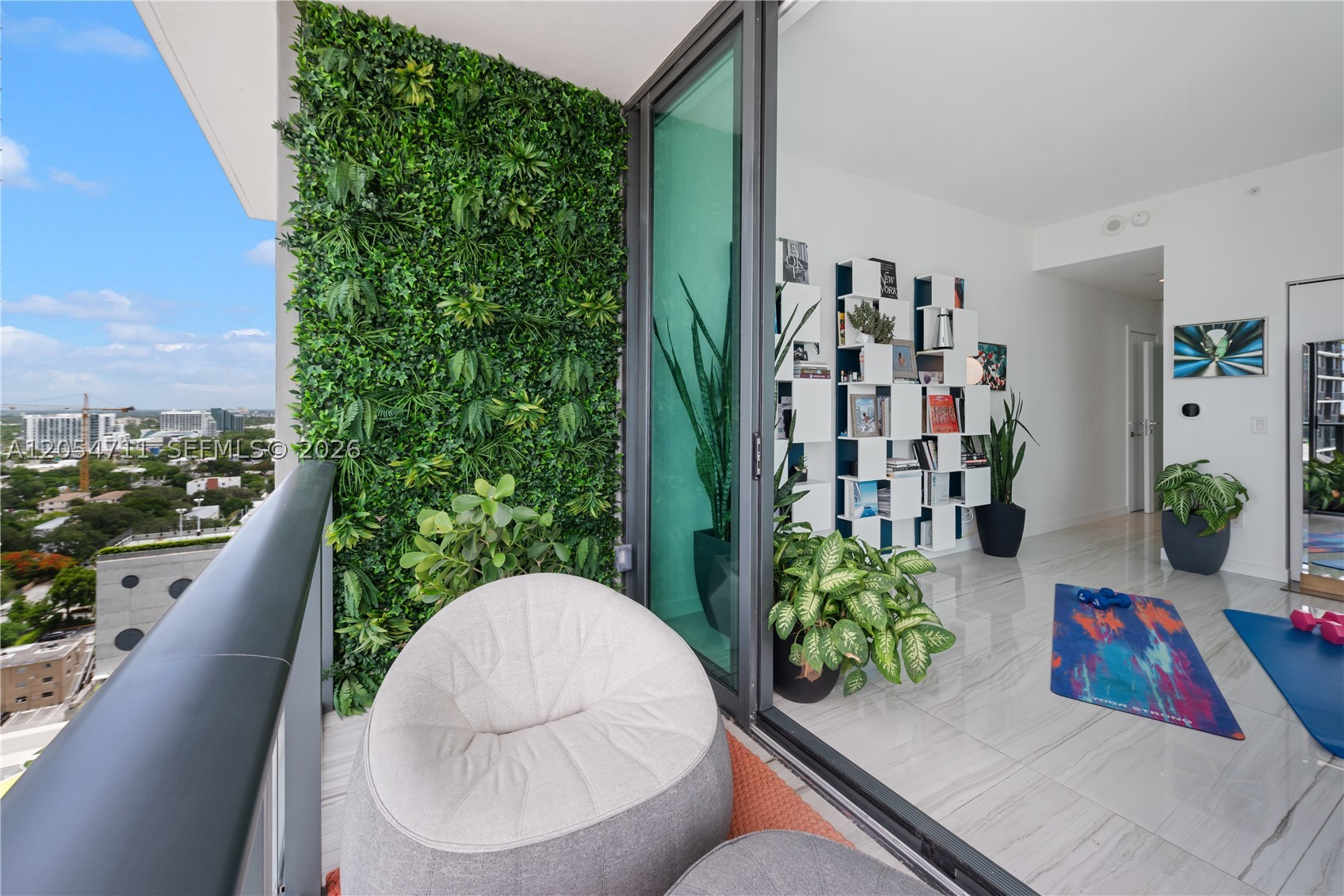 480 NE 31st ST #1801, Miami FL 33137