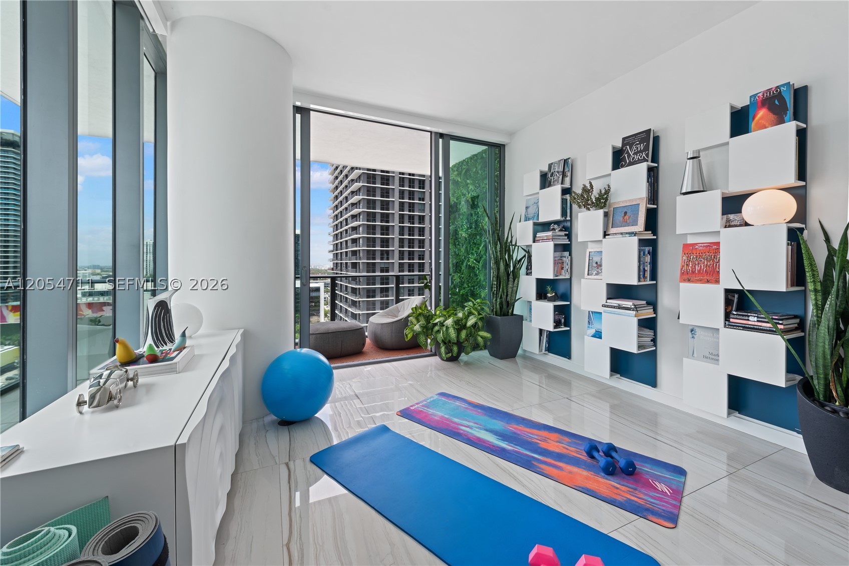 480 NE 31st ST #1801, Miami FL 33137