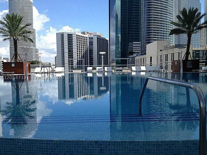 500 Brickell Ave #2303, Miami FL 33131