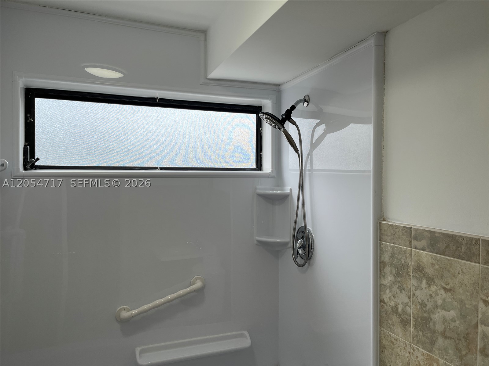 709 Curtiss Pkwy #11, Miami Springs FL 33166