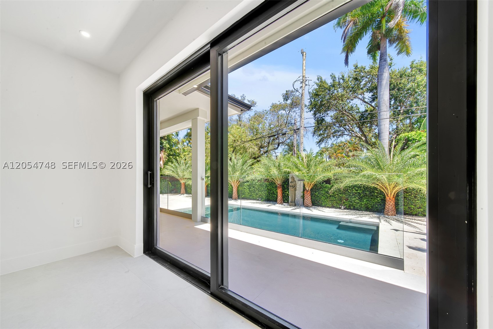 899 NE 71st St, Miami FL 33138