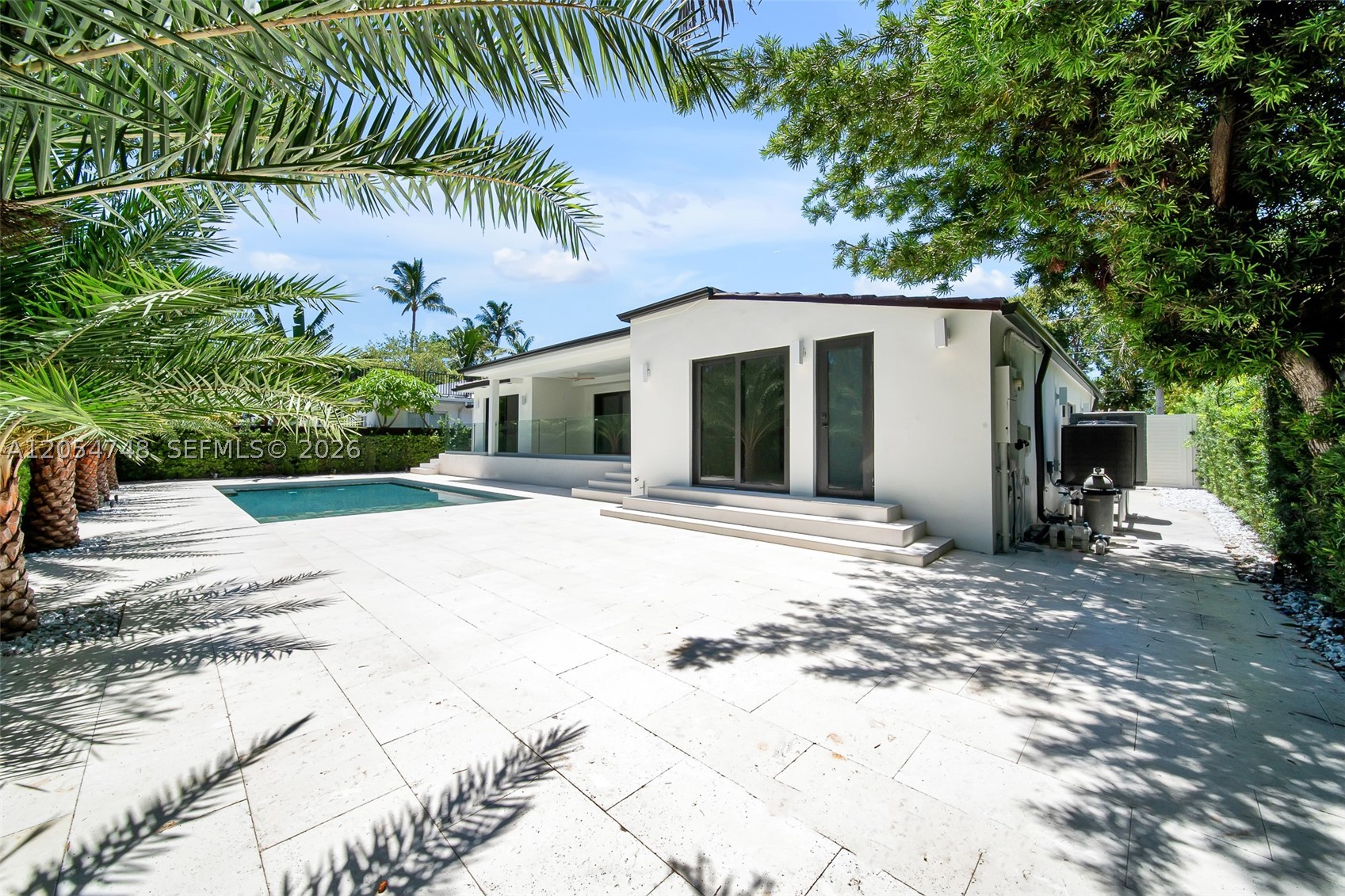 899 NE 71st St, Miami FL 33138