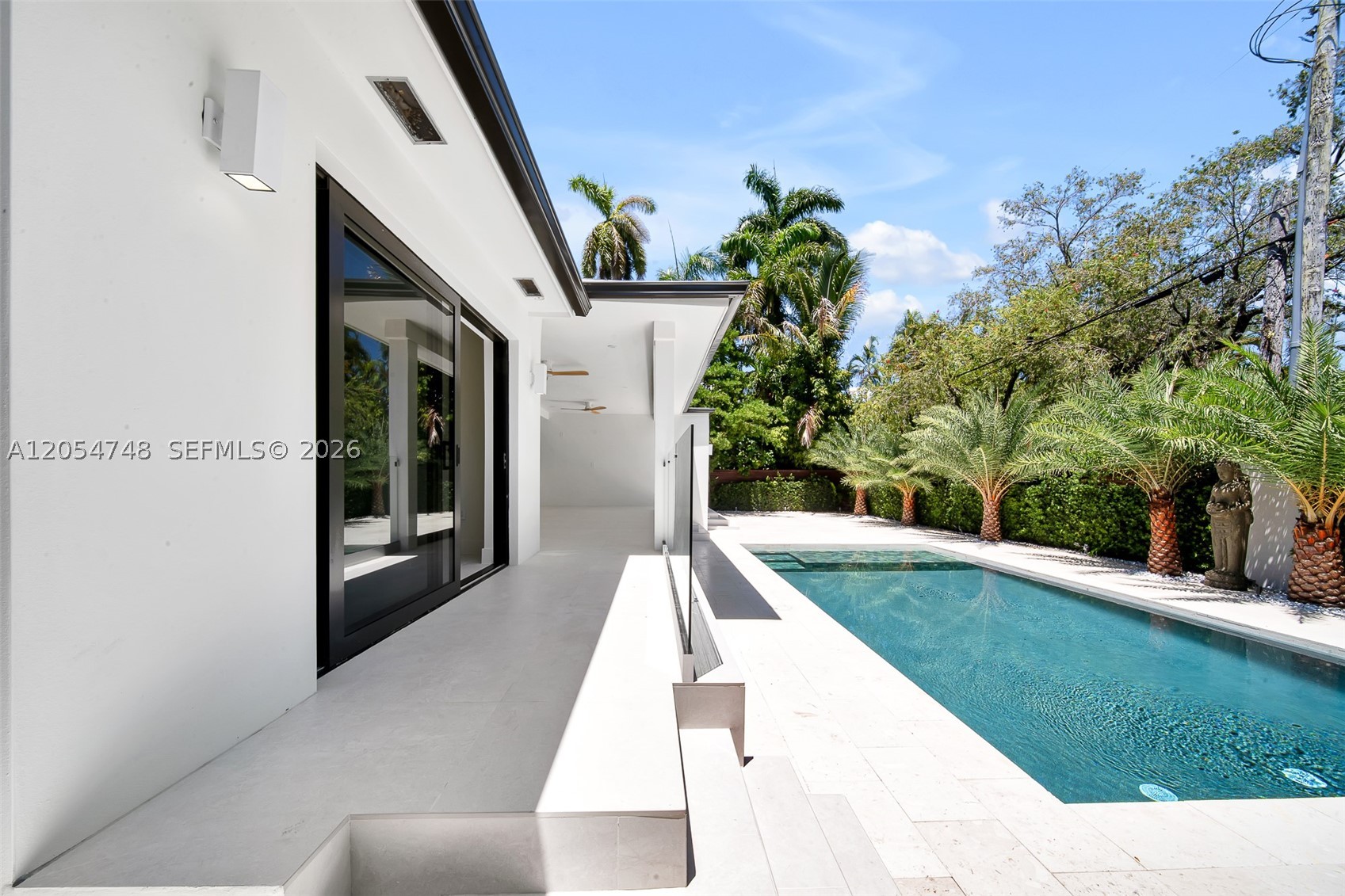 899 NE 71st St, Miami FL 33138