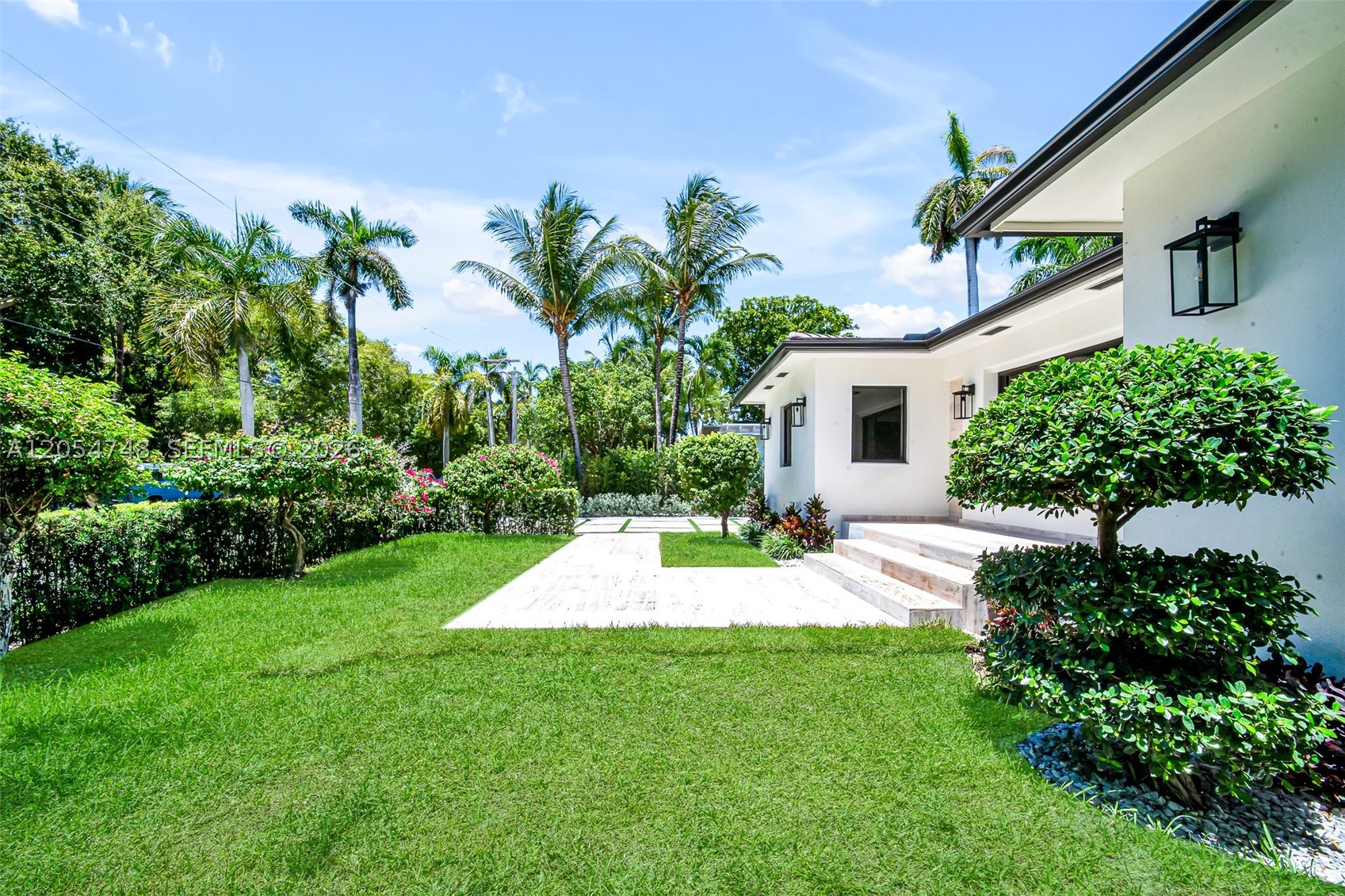 899 NE 71st St, Miami FL 33138