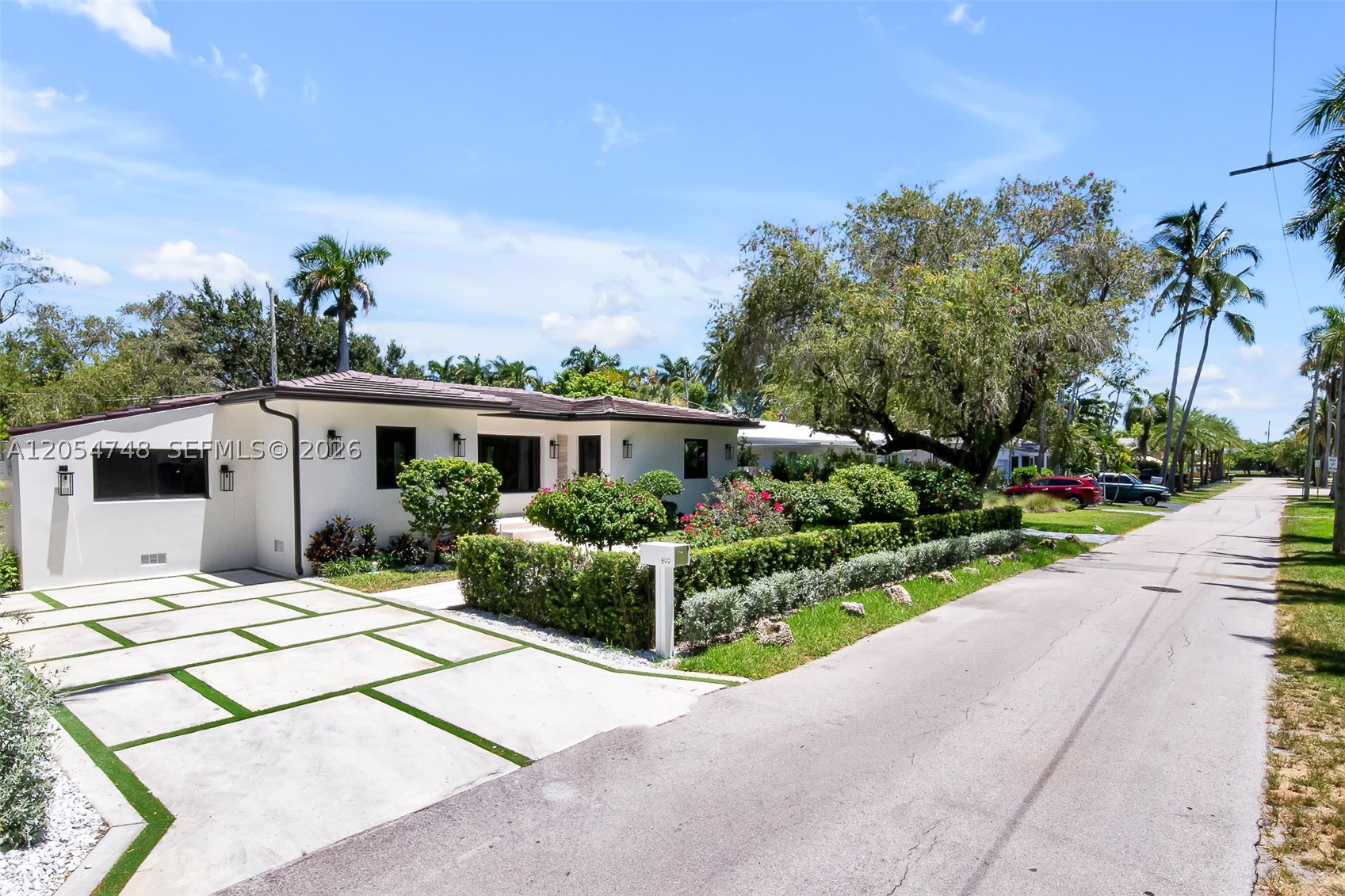 899 NE 71st St, Miami FL 33138
