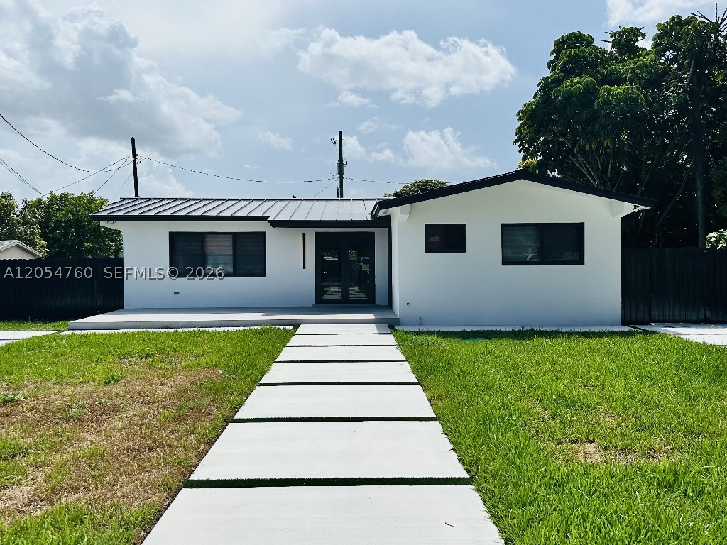 430 SW 100th Ave, Sweetwater FL 33174