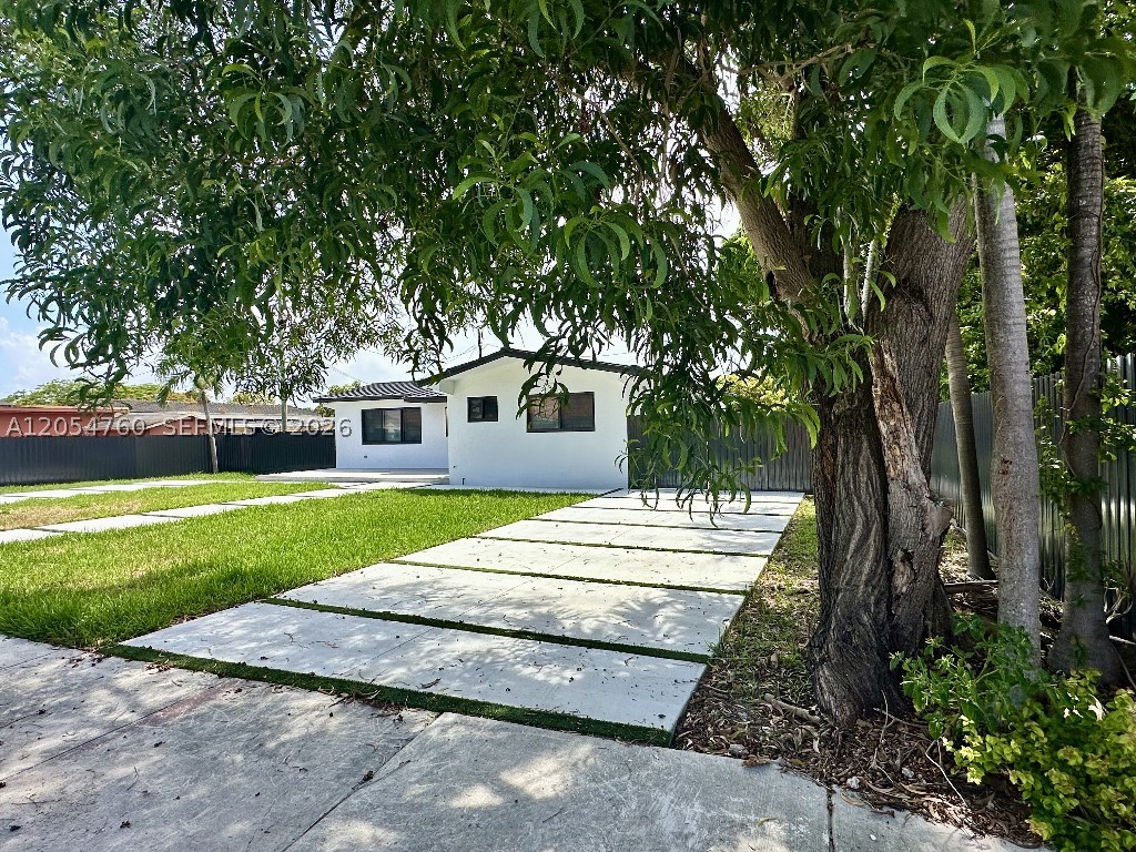 430 SW 100th Ave, Sweetwater FL 33174