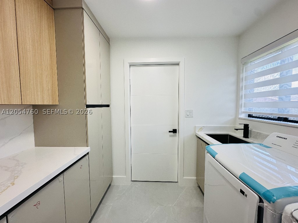430 SW 100th Ave, Sweetwater FL 33174
