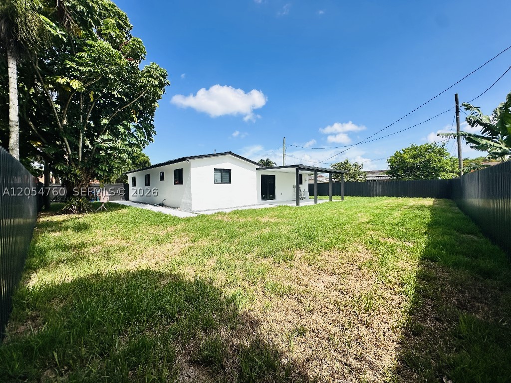 430 SW 100th Ave, Sweetwater FL 33174