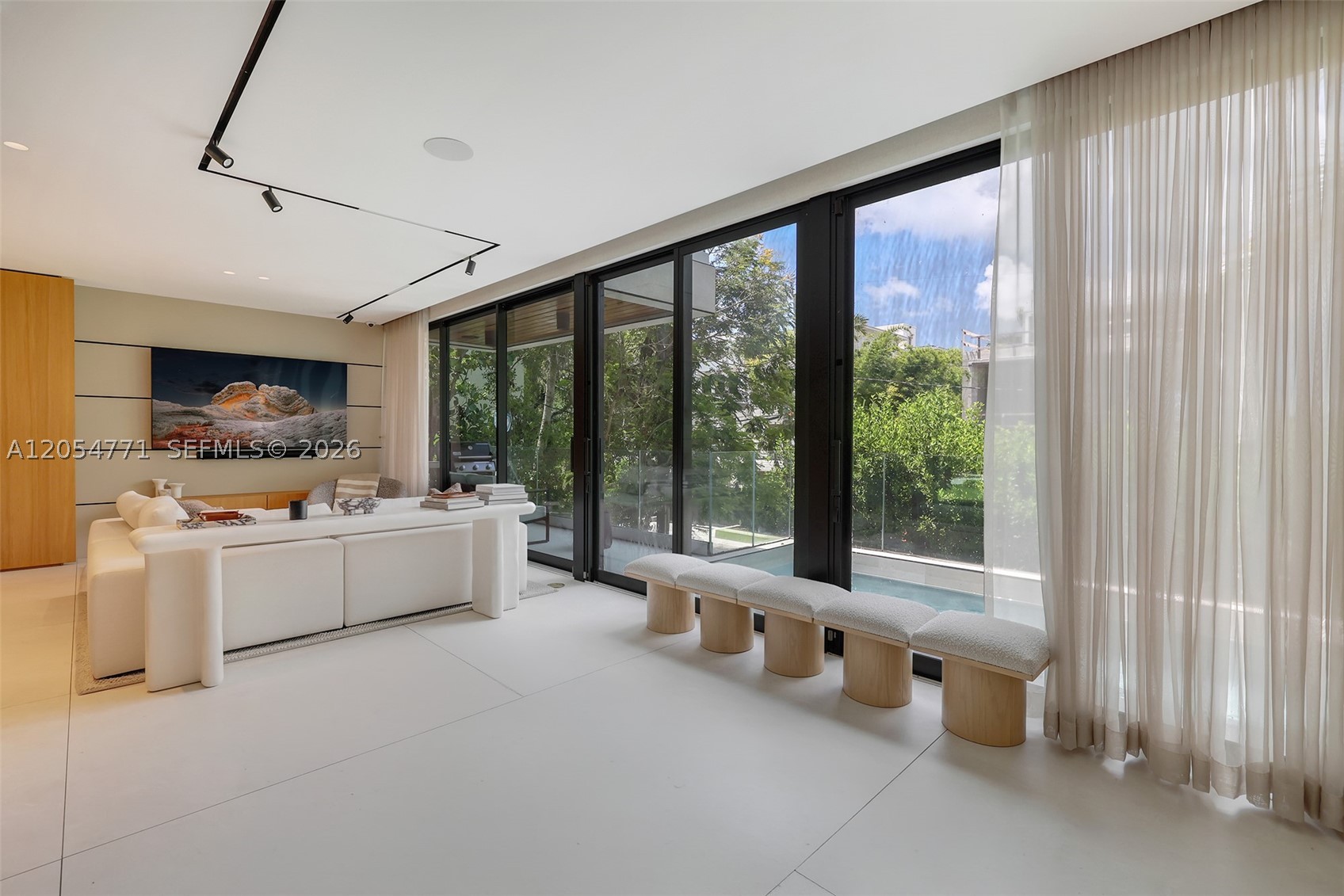 288 Palm Ave, Miami Beach FL 33139