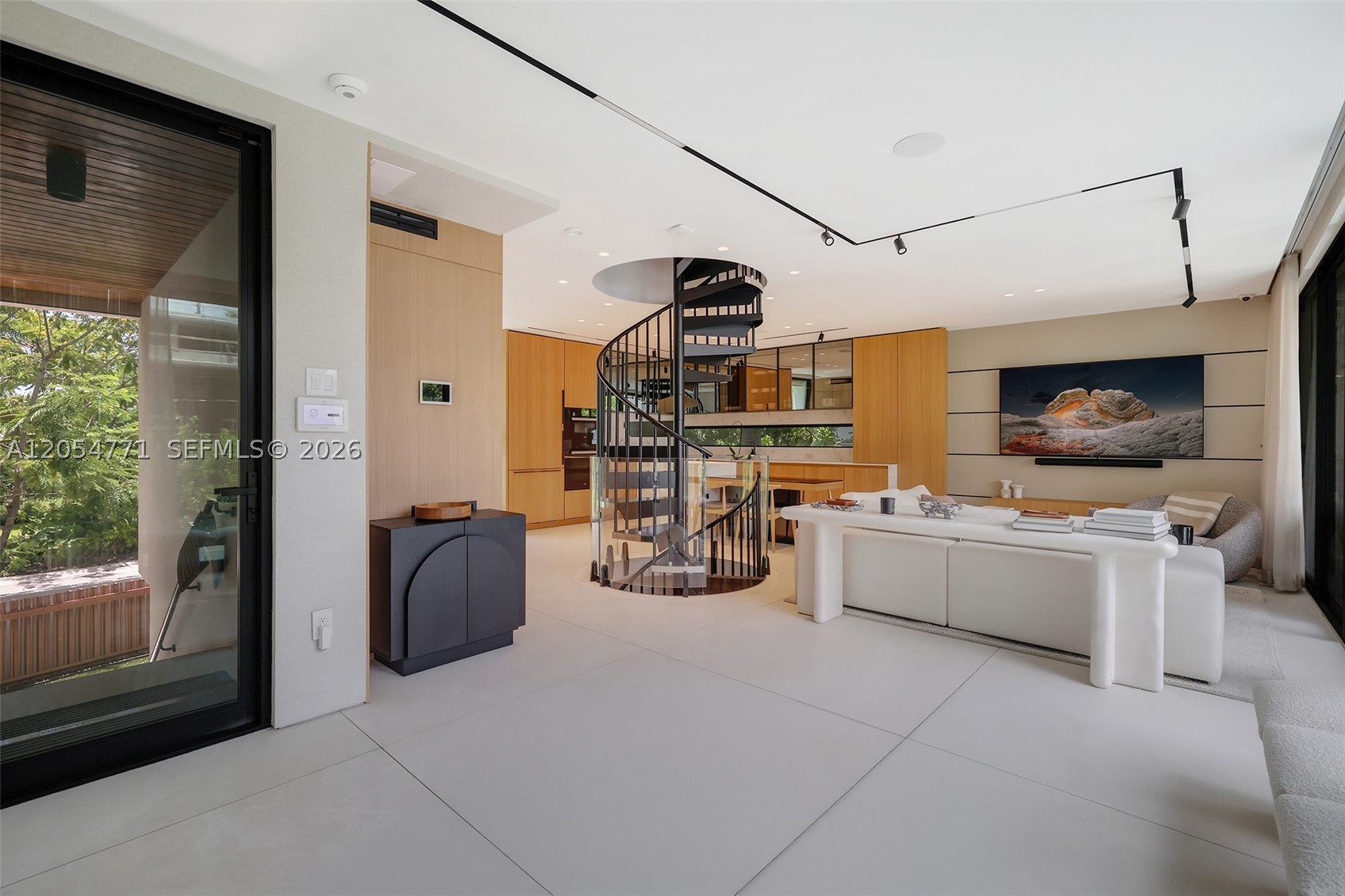 288 Palm Ave, Miami Beach FL 33139