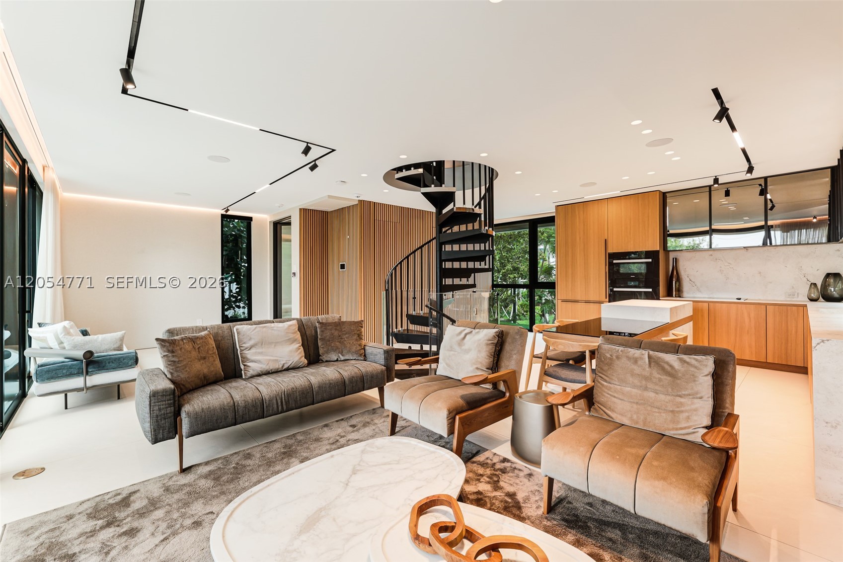 288 Palm Ave, Miami Beach FL 33139