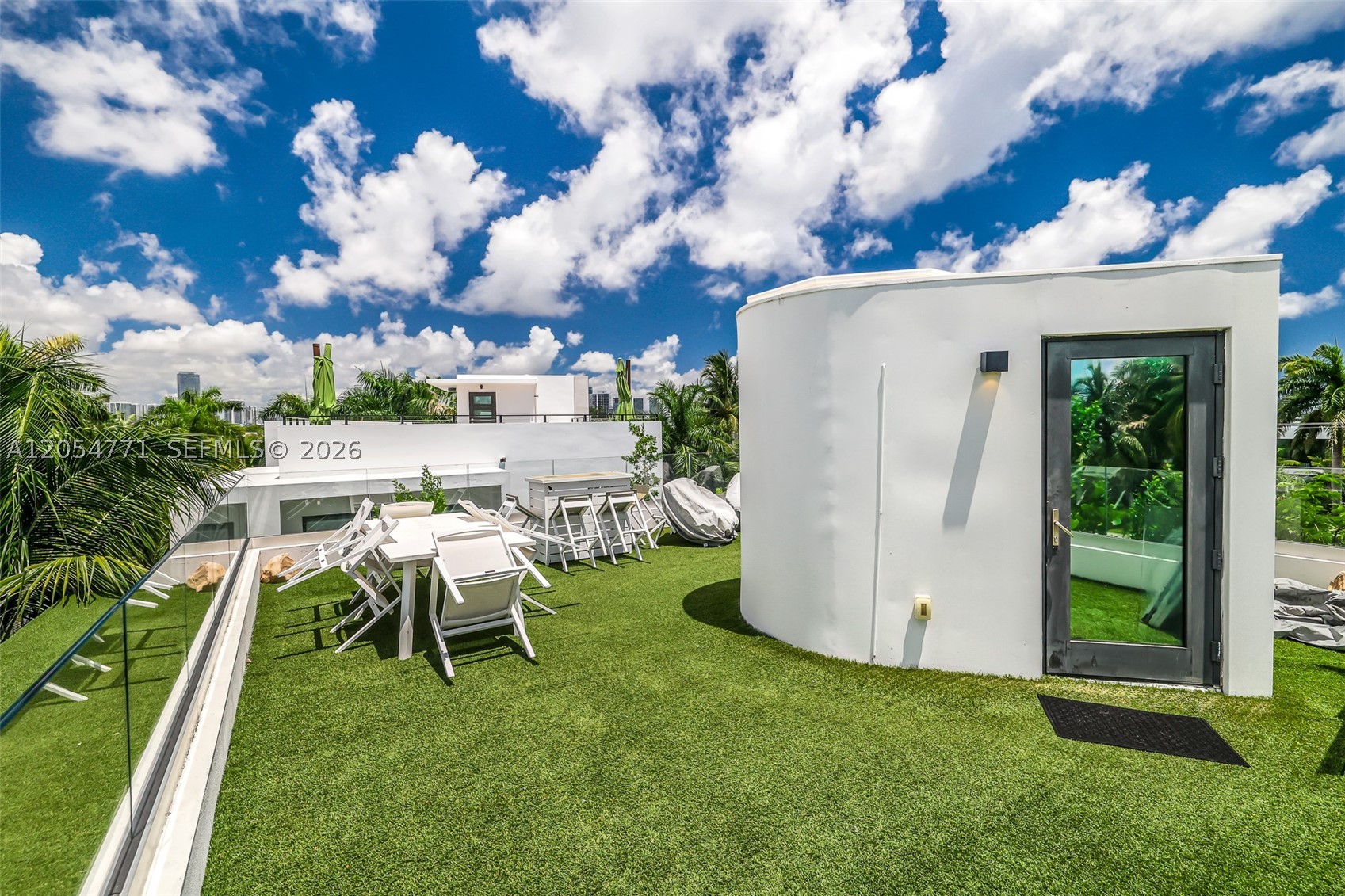 288 Palm Ave, Miami Beach FL 33139