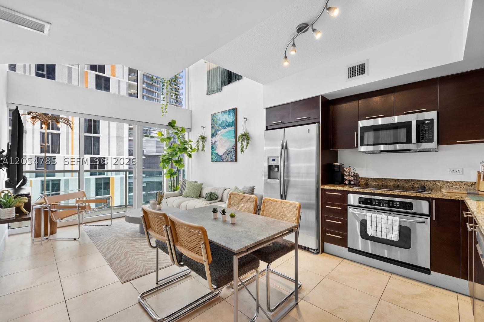 41 SE 5th St #510, Miami FL 33131