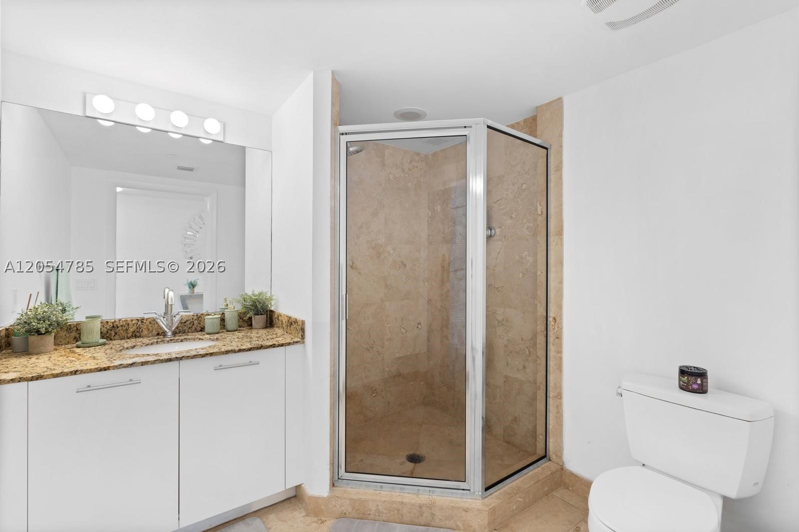 41 SE 5th St #510, Miami FL 33131