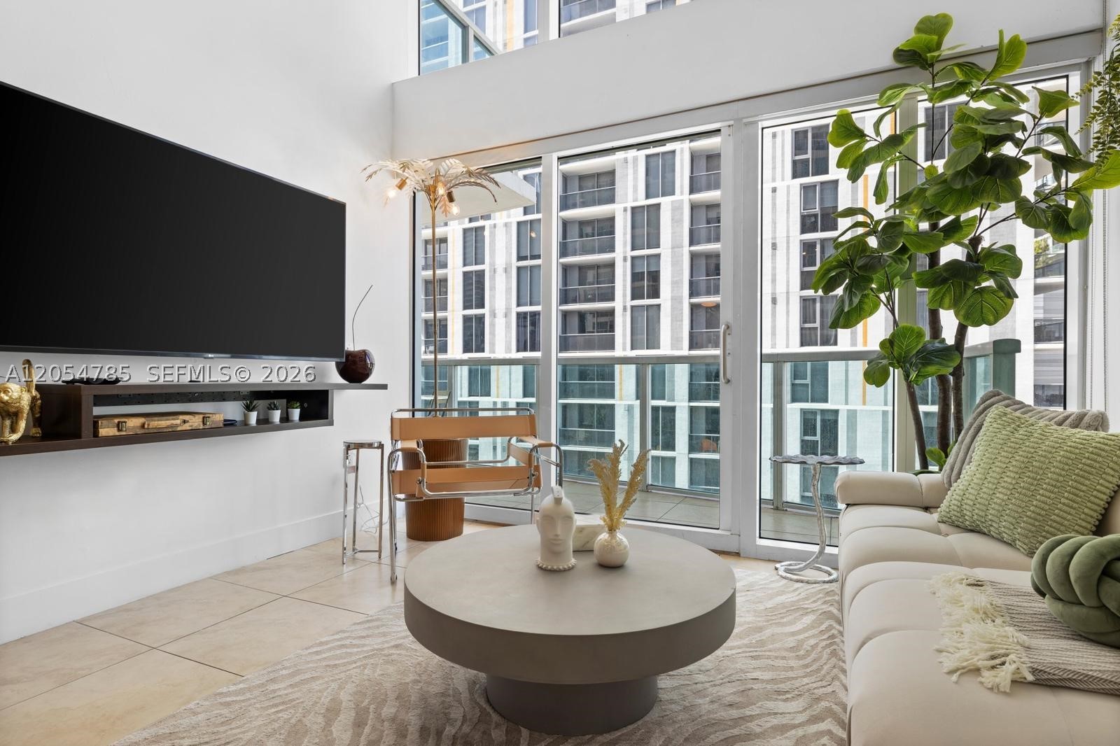 41 SE 5th St #510, Miami FL 33131