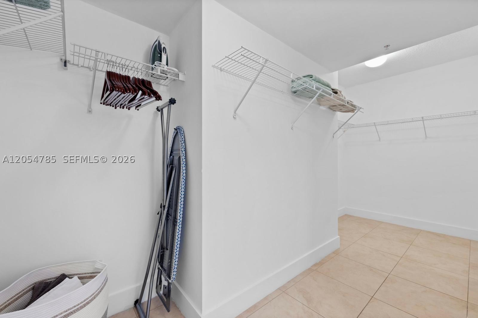 41 SE 5th St #510, Miami FL 33131