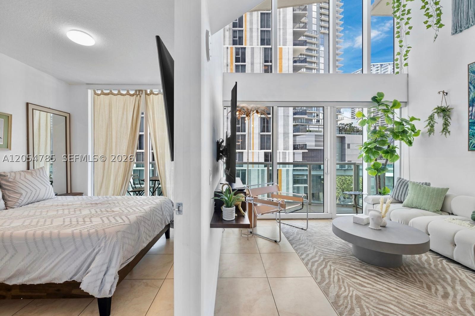 41 SE 5th St #510, Miami FL 33131