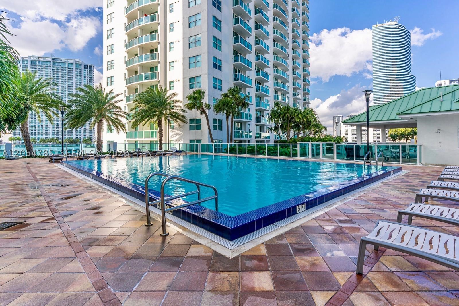 41 SE 5th St #510, Miami FL 33131