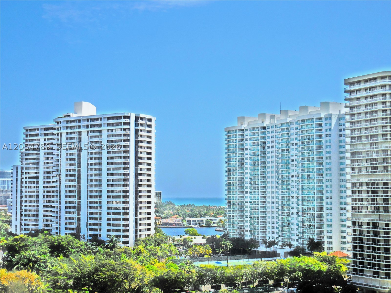 1000 Island Blvd #2308, Aventura FL 33160