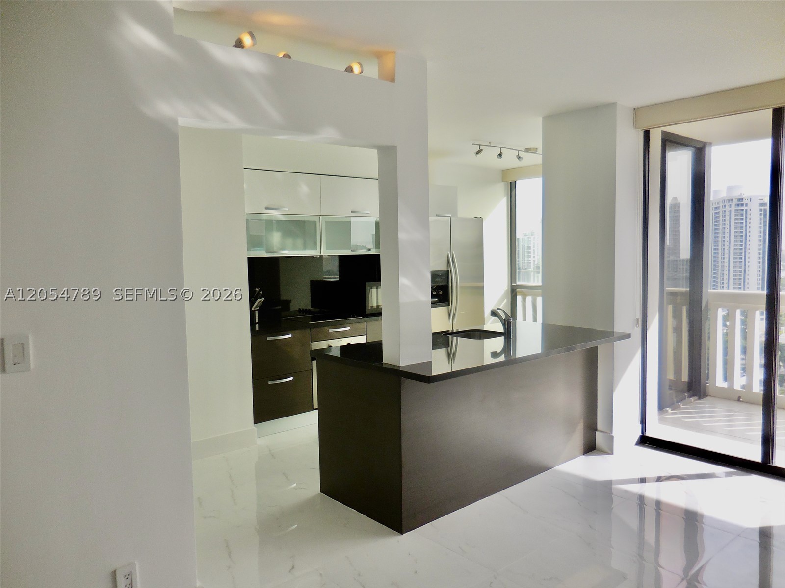 1000 Island Blvd #2308, Aventura FL 33160