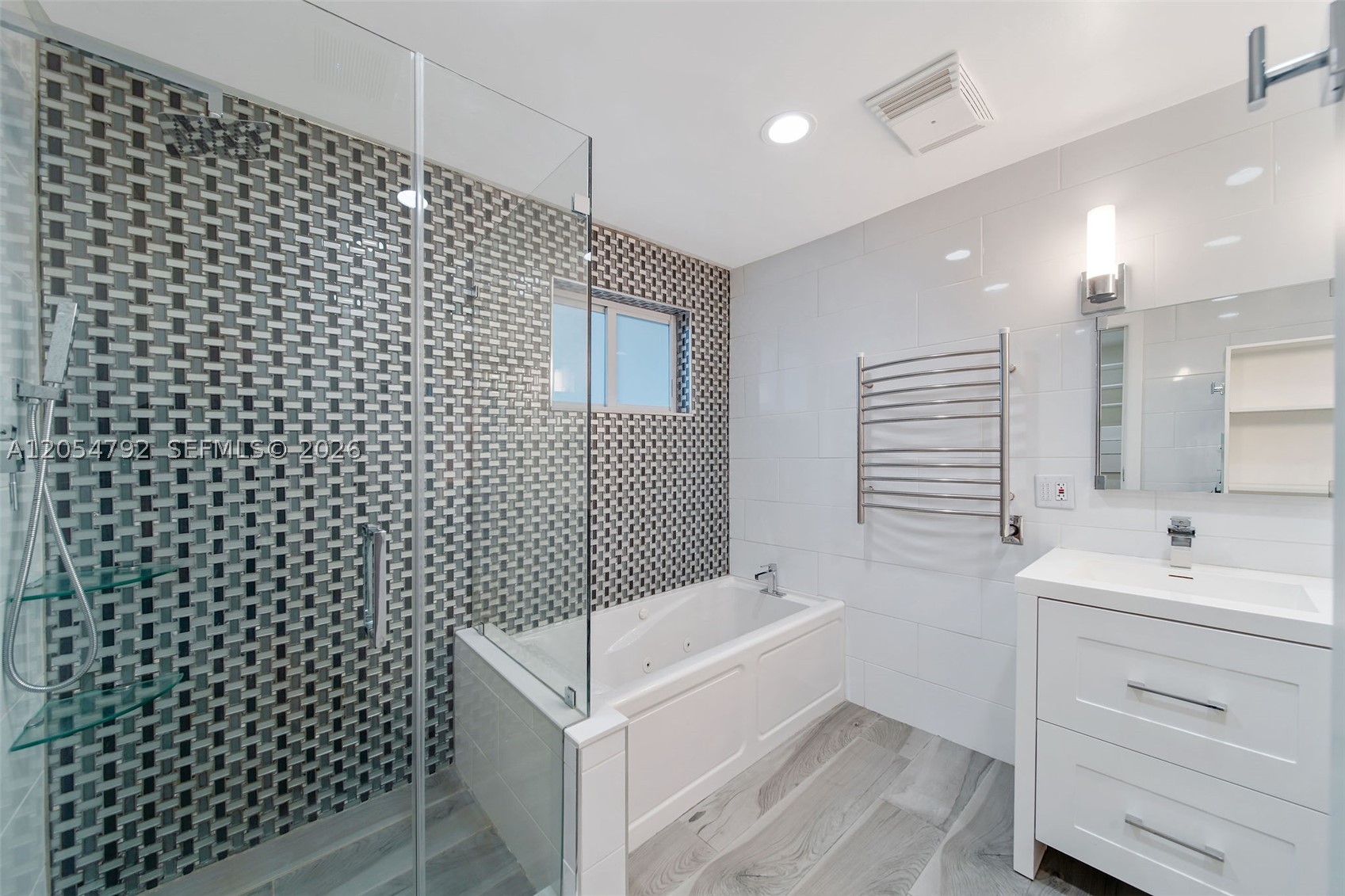 1102 NE 117th St, Biscayne Park FL 33161