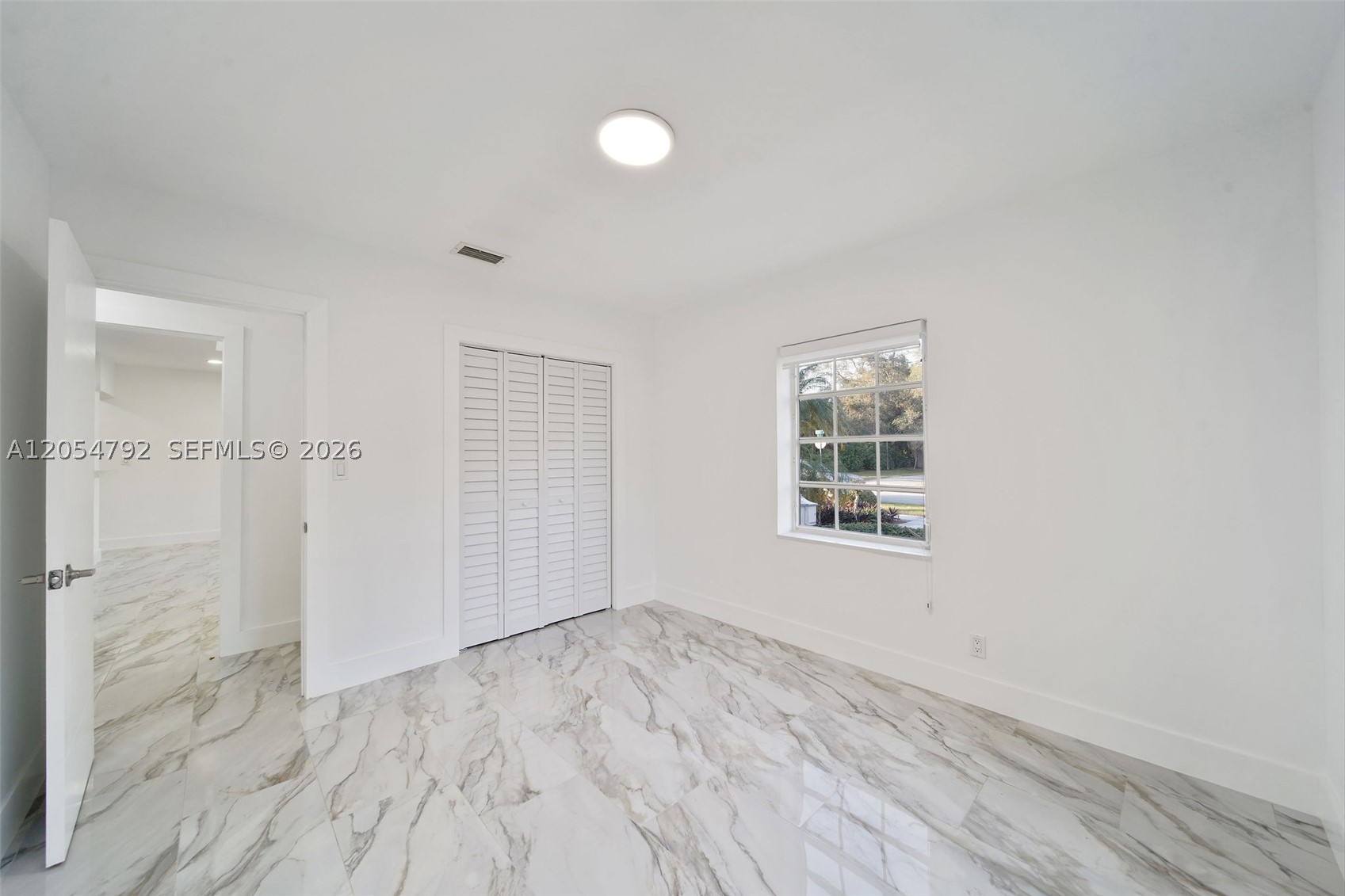 1102 NE 117th St, Biscayne Park FL 33161
