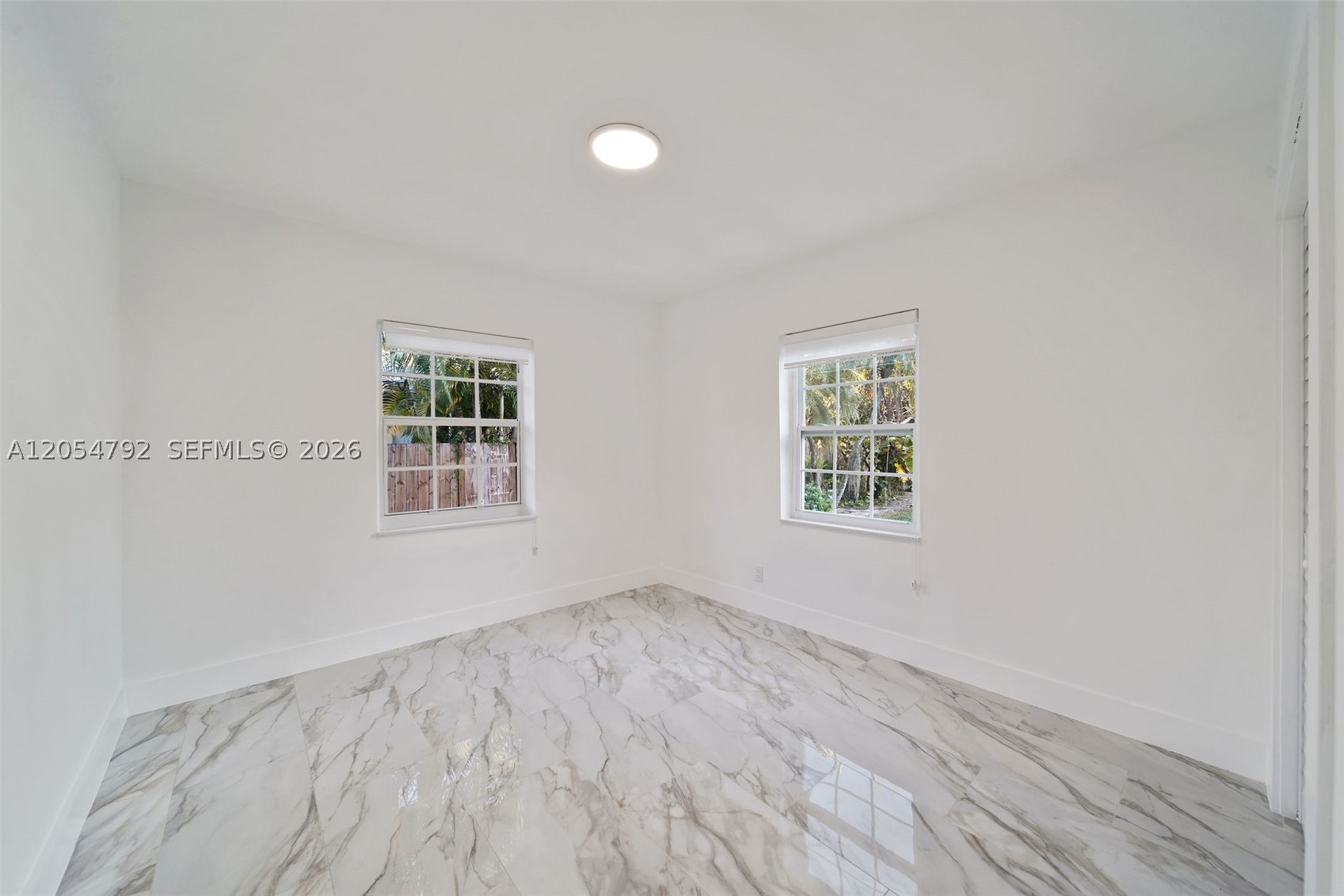 1102 NE 117th St, Biscayne Park FL 33161