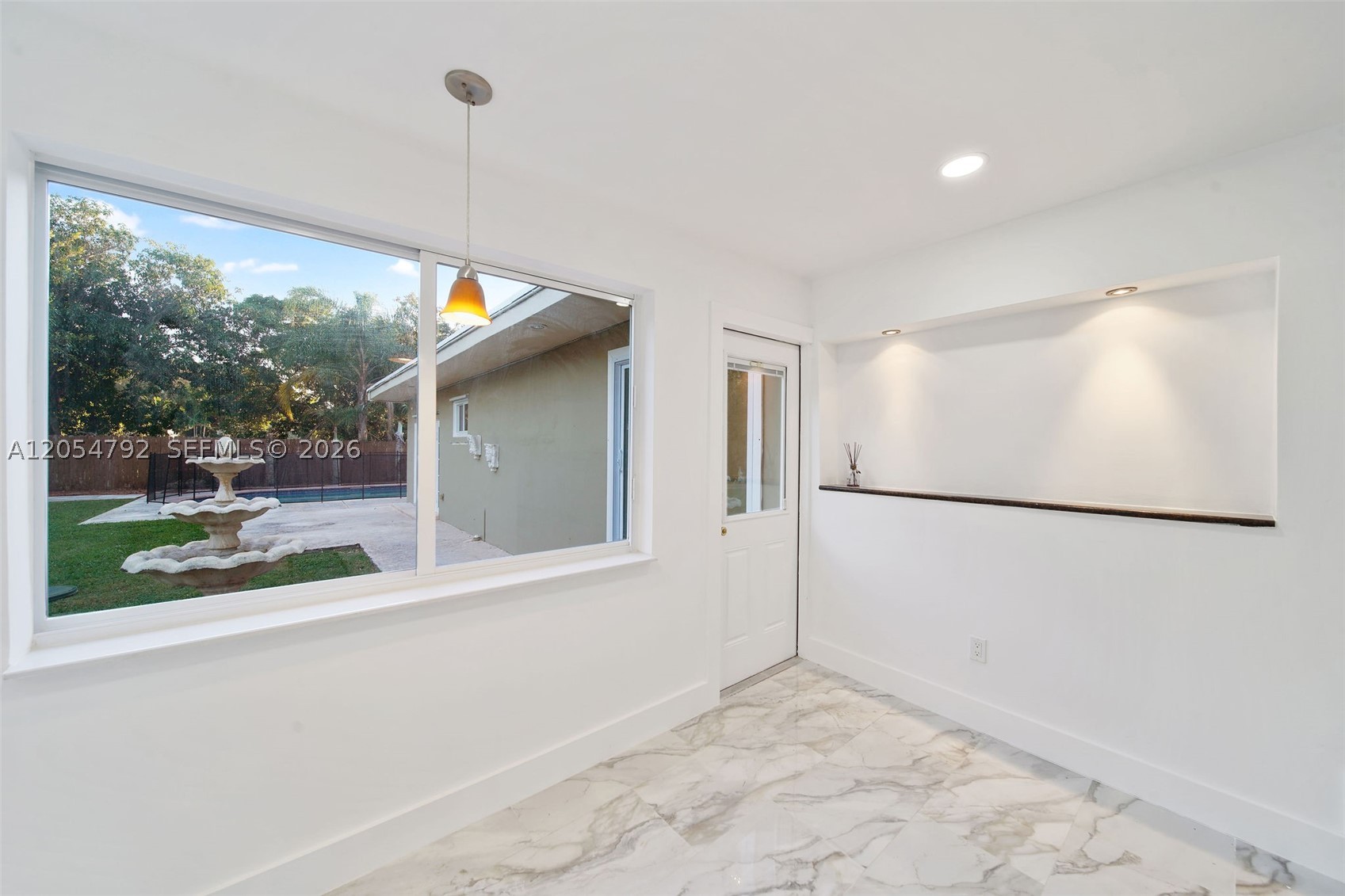 1102 NE 117th St, Biscayne Park FL 33161
