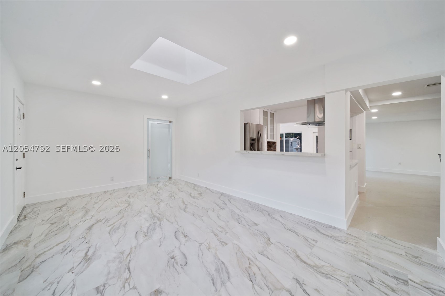 1102 NE 117th St, Biscayne Park FL 33161