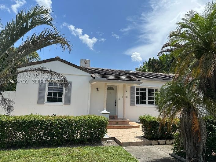 1102 NE 117th St, Biscayne Park FL 33161