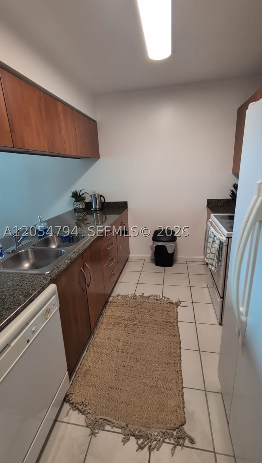 1200 S Brickell Bay Dr #3317, Miami FL 33131